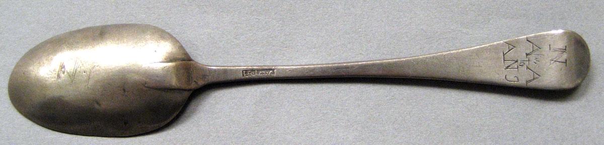 1962.0240.331 Silver Spoon underside