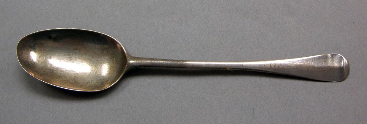 1962.0240.342 Silver spoon upper surface