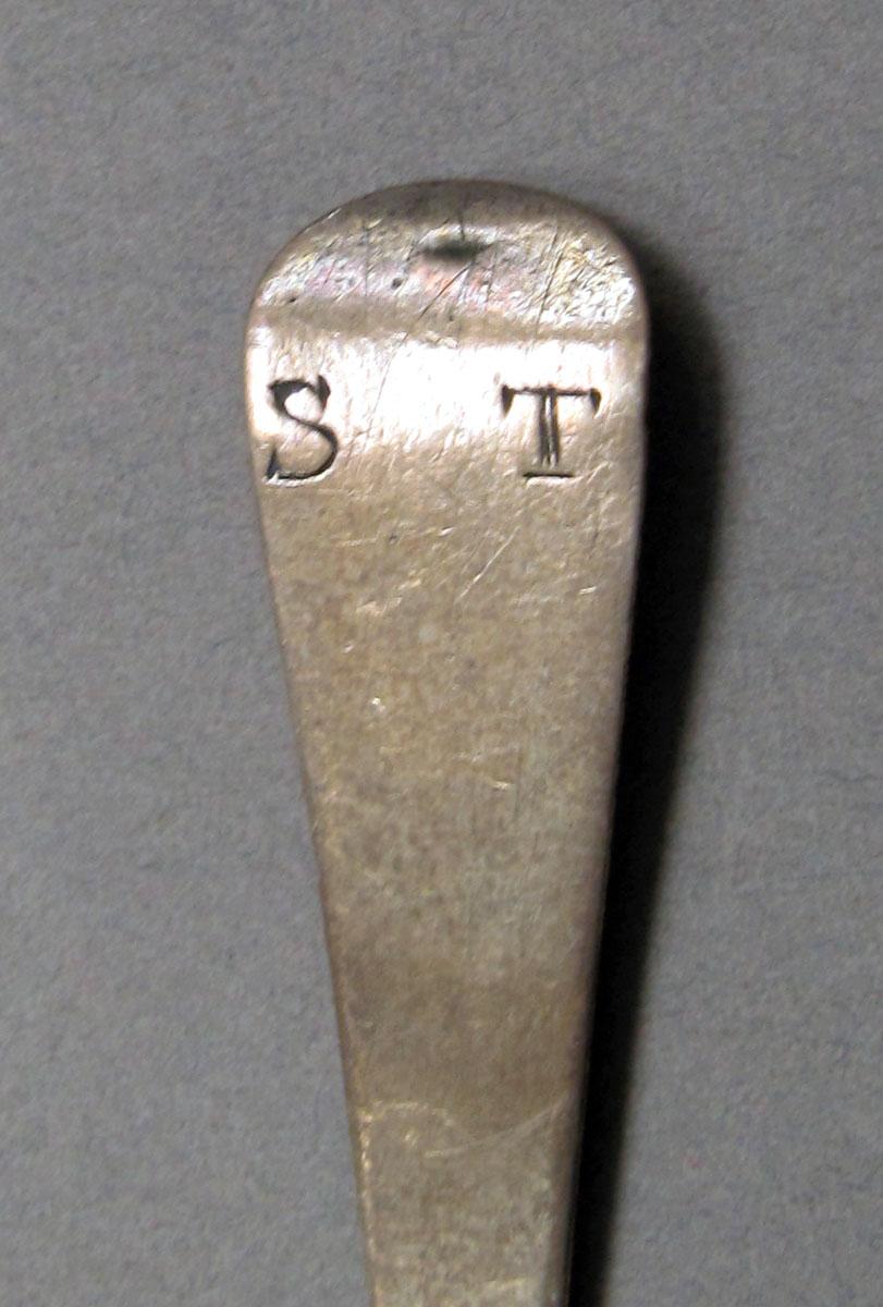 1962.0240.343 Silver spoon engraving