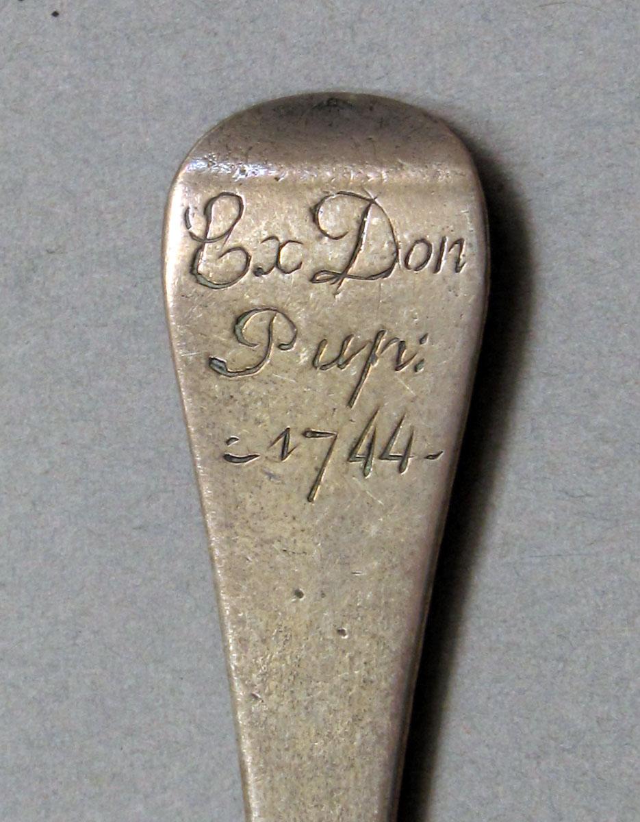 1962.0240.344 Silver spoon engraving