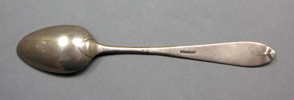 1962.0240.351 Silver spoon underside