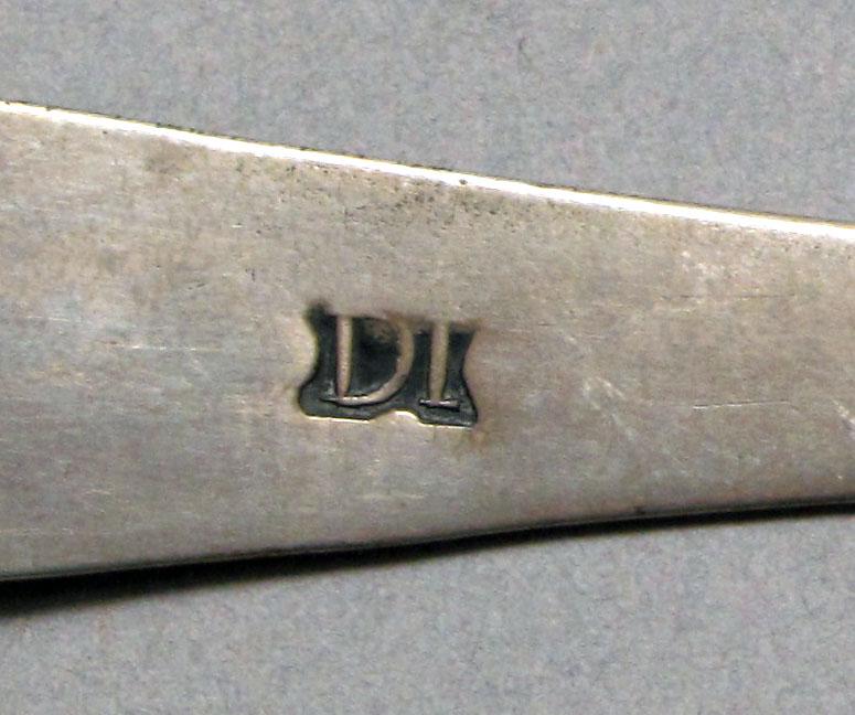 1962.0240.353 Silver spoon mark