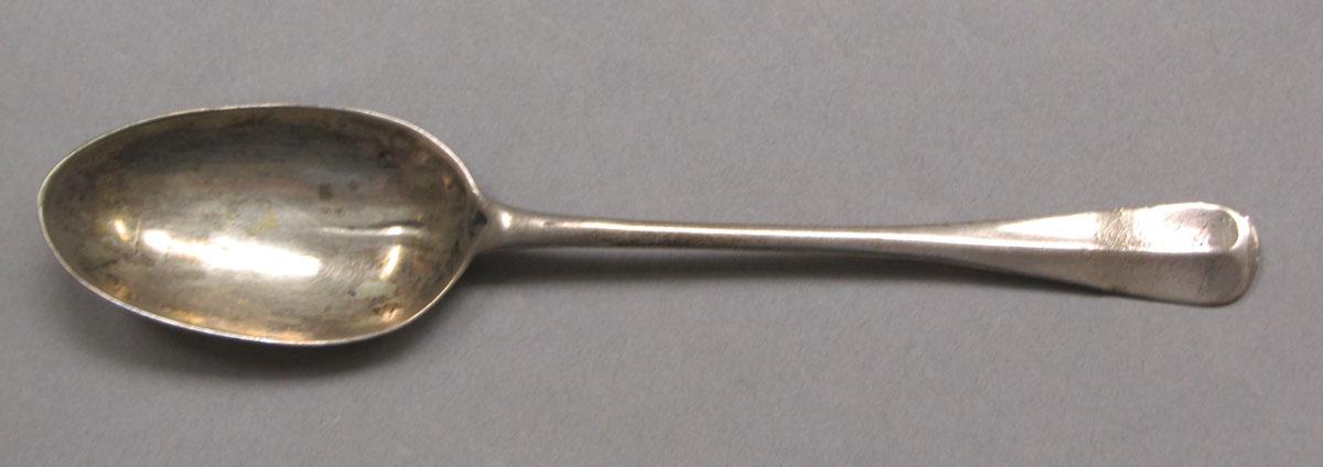 1962.0240.356 Silver spoon upper surface