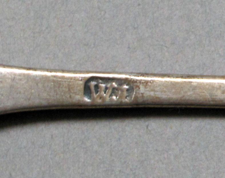 1962.0240.356 Silver spoon mark