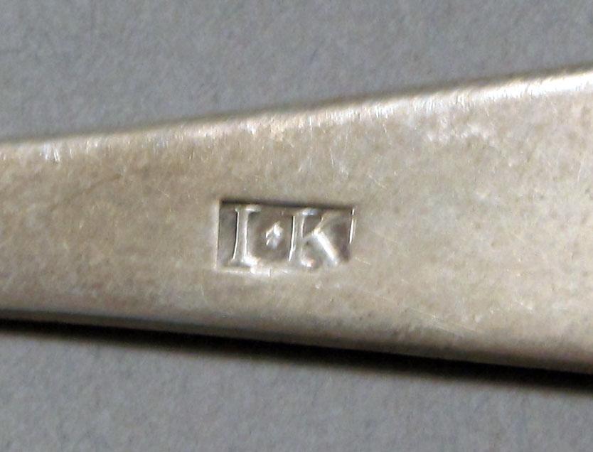 1962.0240.363 Silver spoon mark