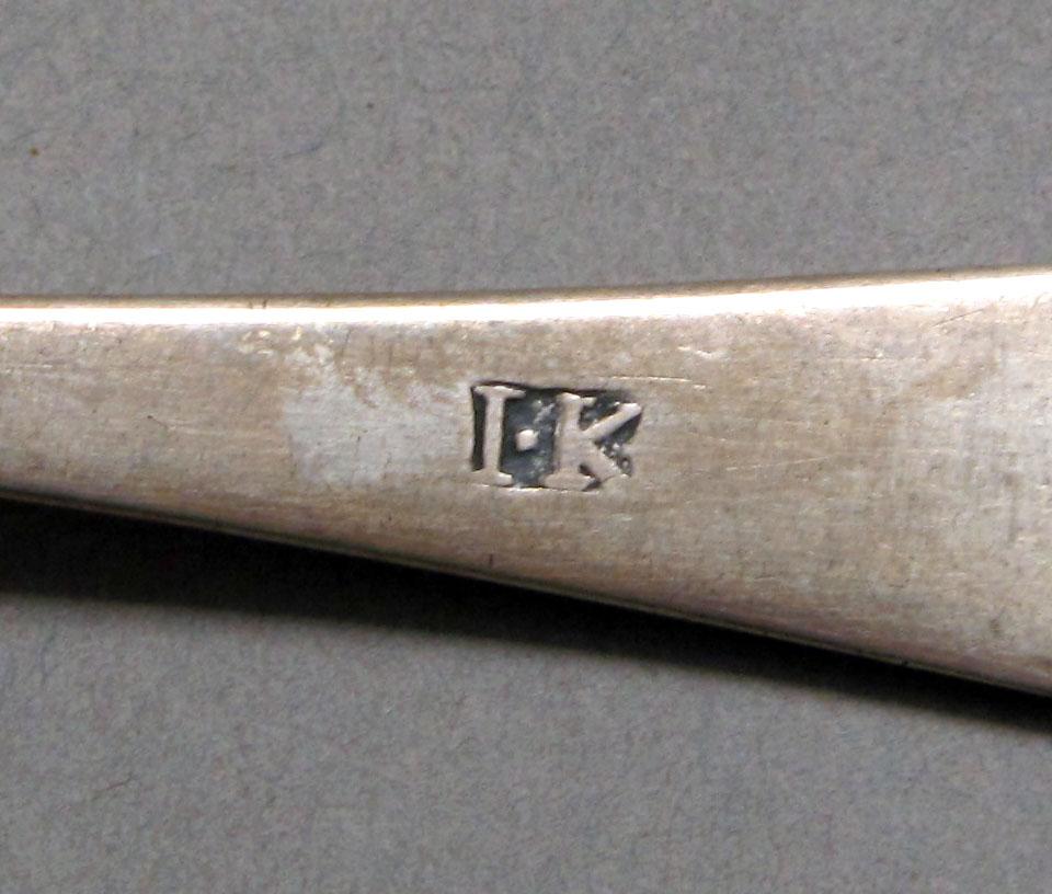 1962.0240.364 Silver spoon mark