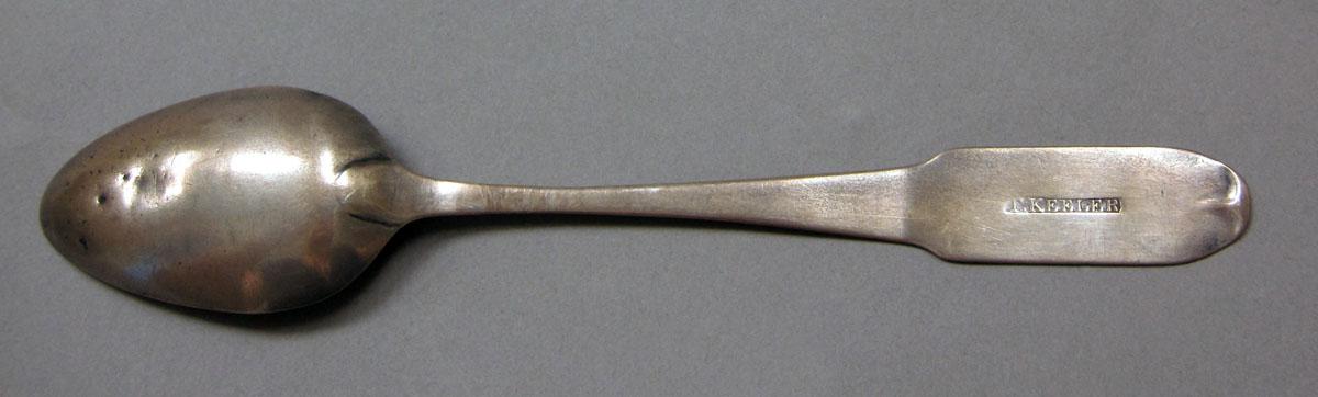 1962.0240.368 Silver spoon underside
