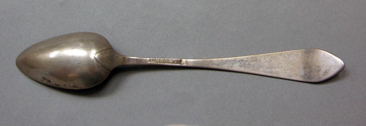1962.0240.369 Silver spoon underside