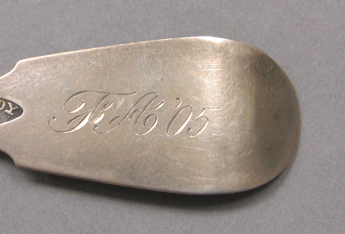1962.0240.370 Silver spoon engraving 2