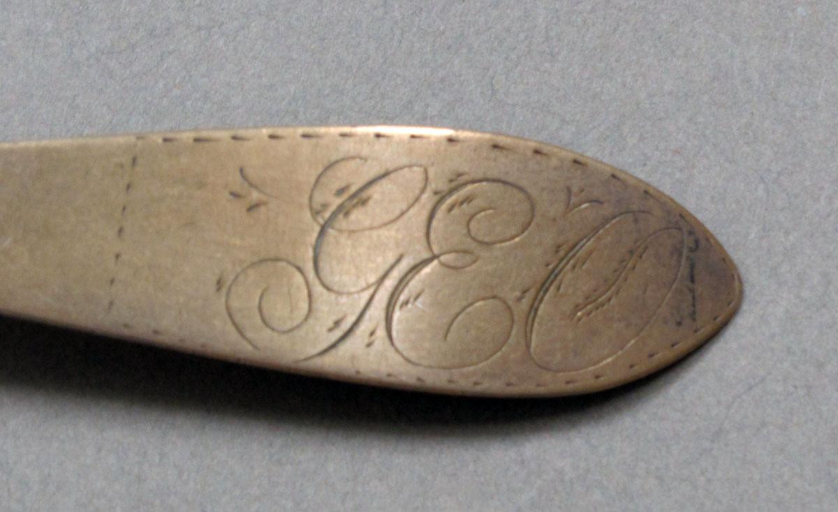 1962.0240.371 Silver spoon engraving