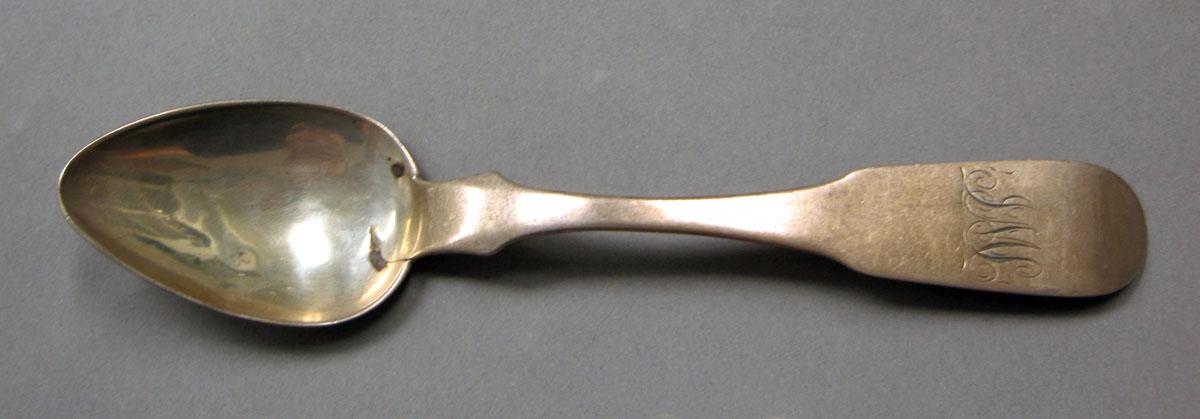 1962.0240.372 Silver spoon upper surface