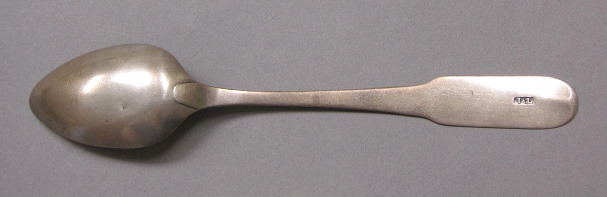 1962.0240.378 Silver spoon underside