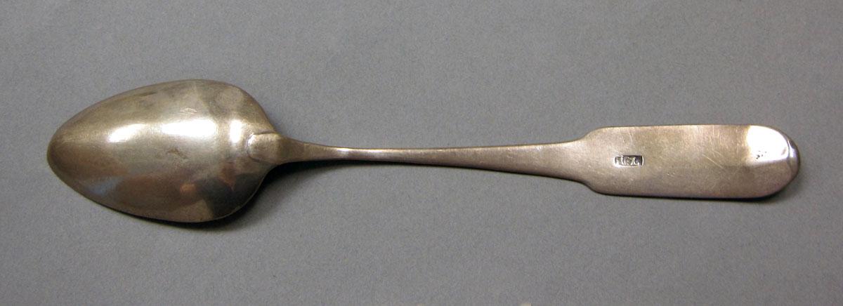 1962.0240.379 Silver spoon underside