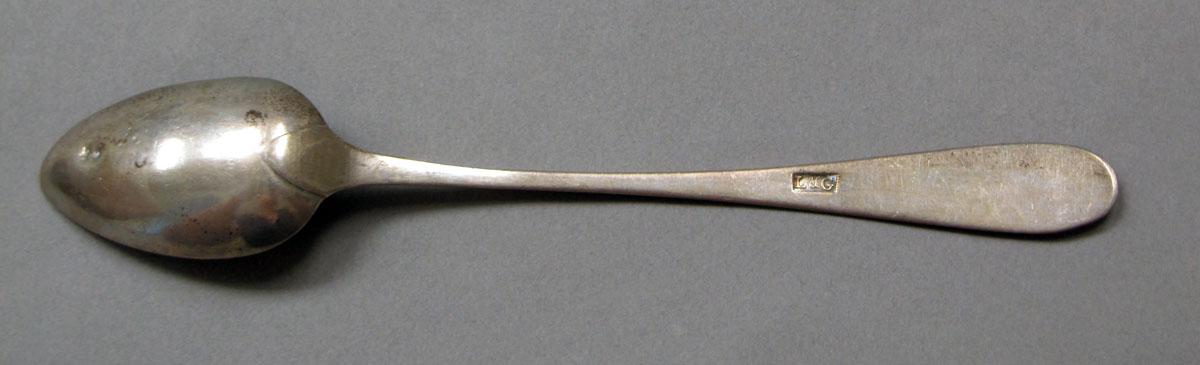 1962.0240.383 Silver spoon underside