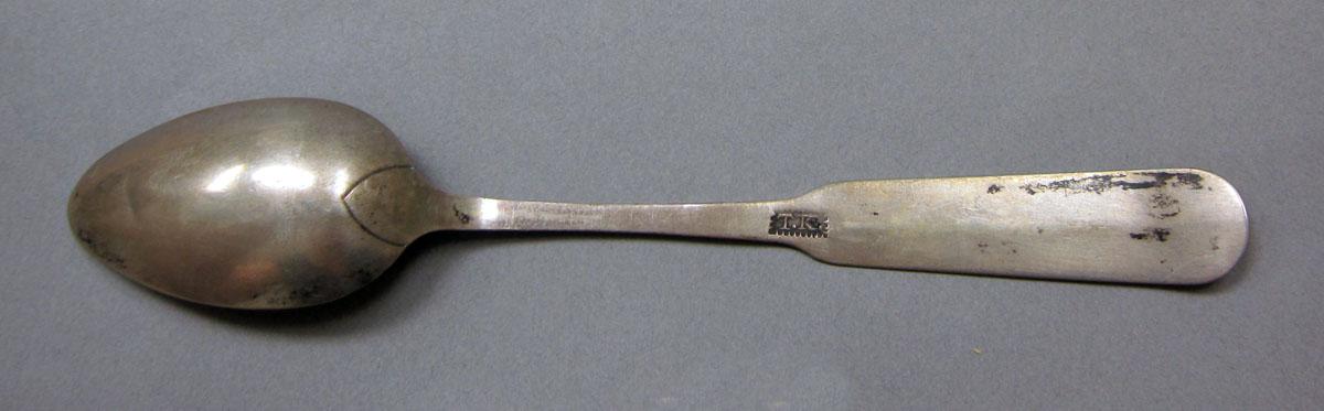 1962.0240.392 Silver spoon underside