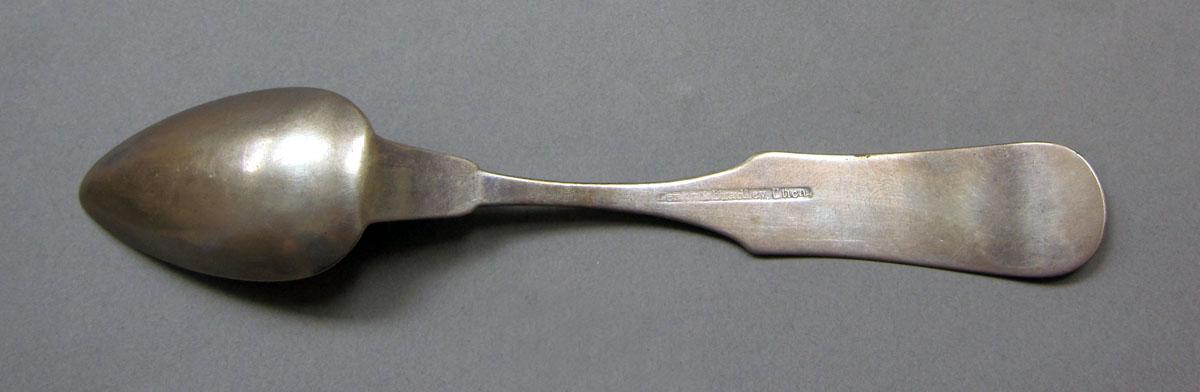 1962.0240.393 Silver spoon underside