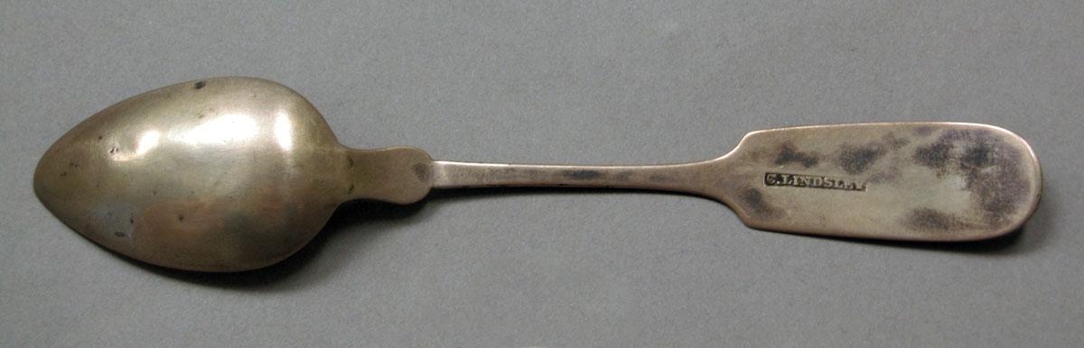 1962.0240.396 Silver spoon underside