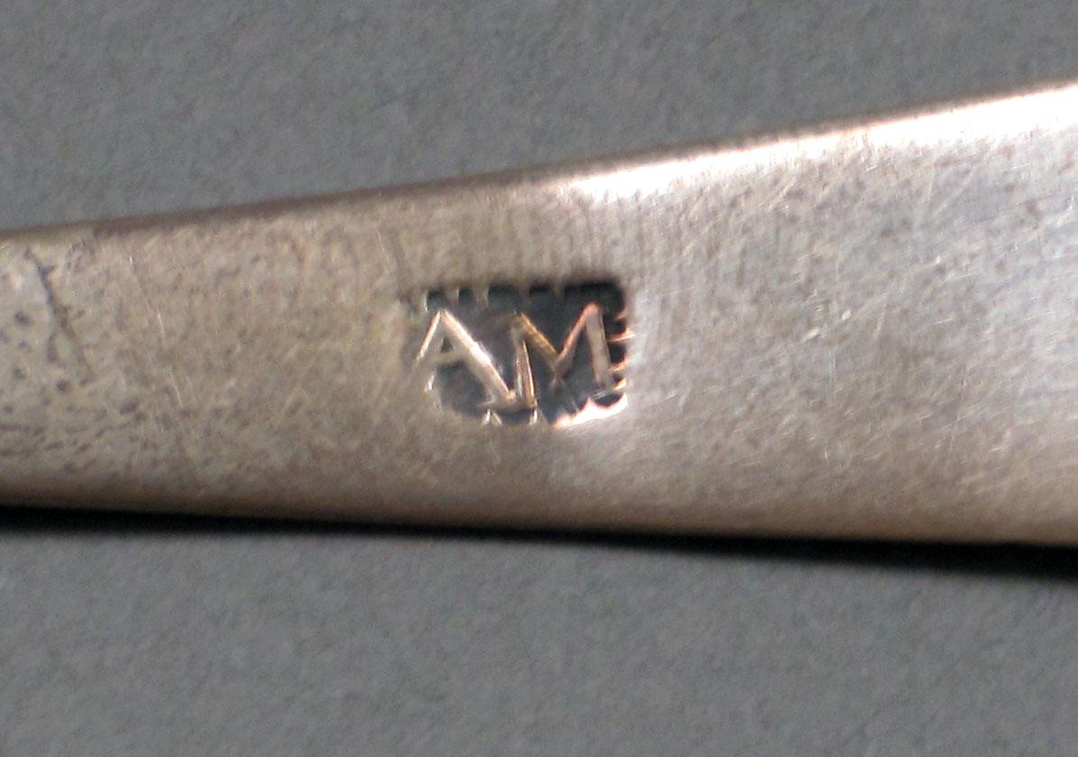 1962.0240.400 Silver spoon mark