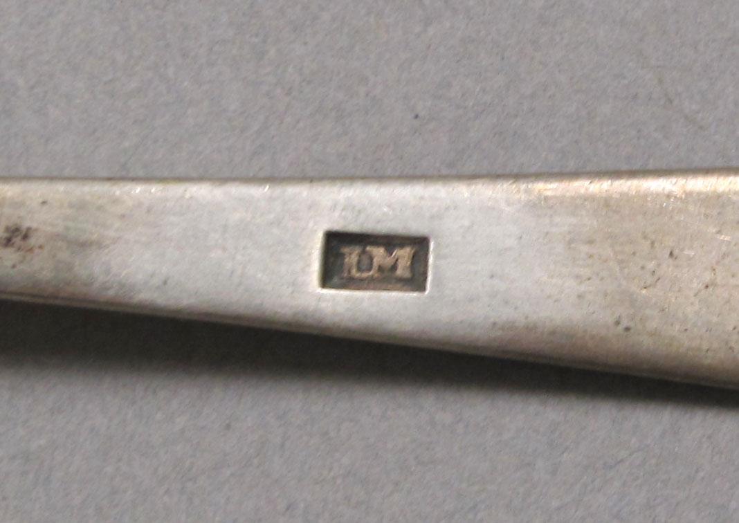 1962.0240.402 Silver spoon mark