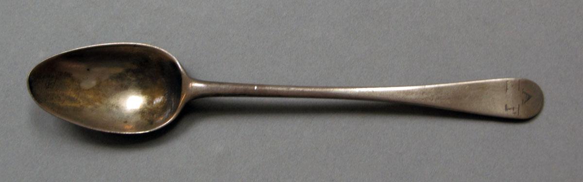 1962.0240.405 Silver spoon upper surface