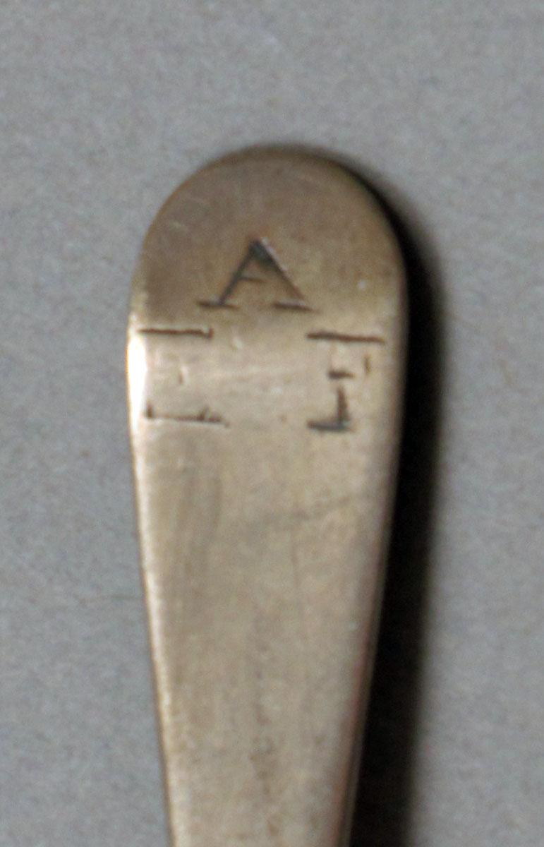 1962.0240.405 Silver spoon engraving