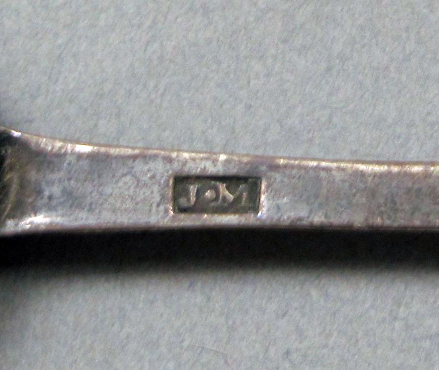 1962.0240.406 Silver spoon mark