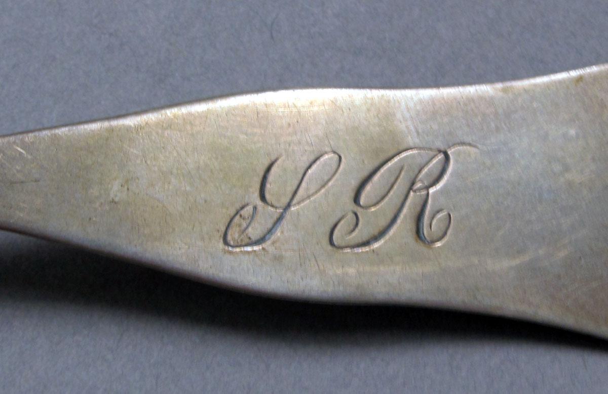 1962.0240.415 Silver spoon engraving