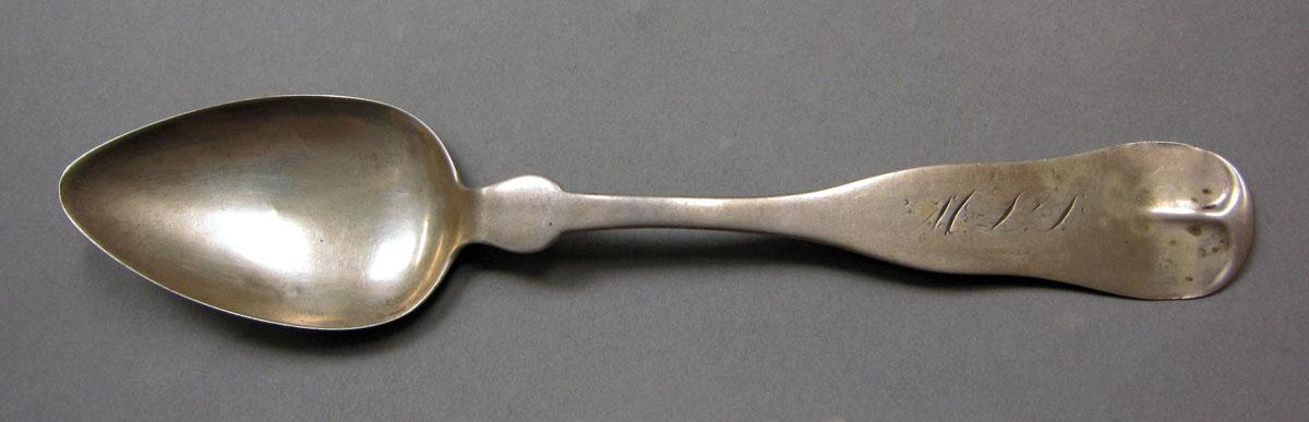 1962.0240.418 Silver spoon upper surface