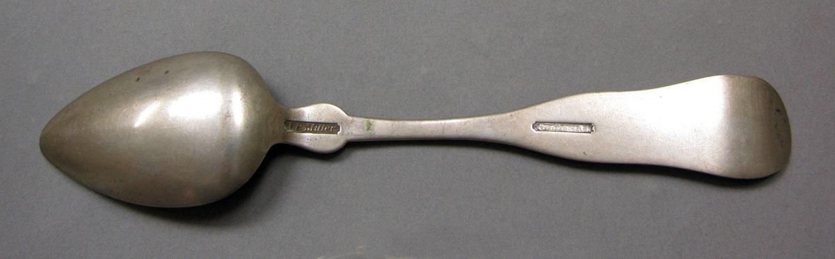 1962.0240.418 Silver spoon underside