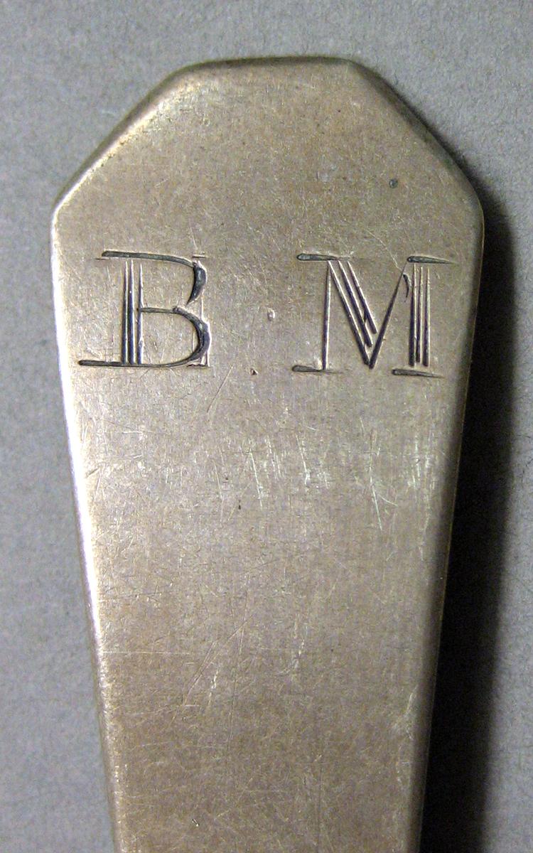 1962.0240.430 Silver Spoon engraving
