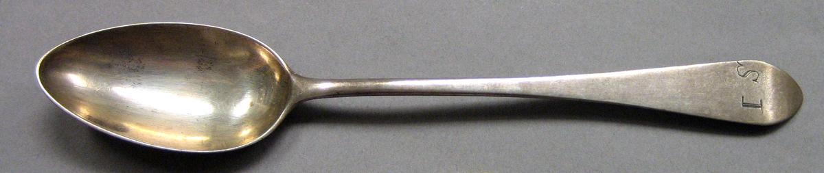 1962.0240.437 Silver Spoon upper surface