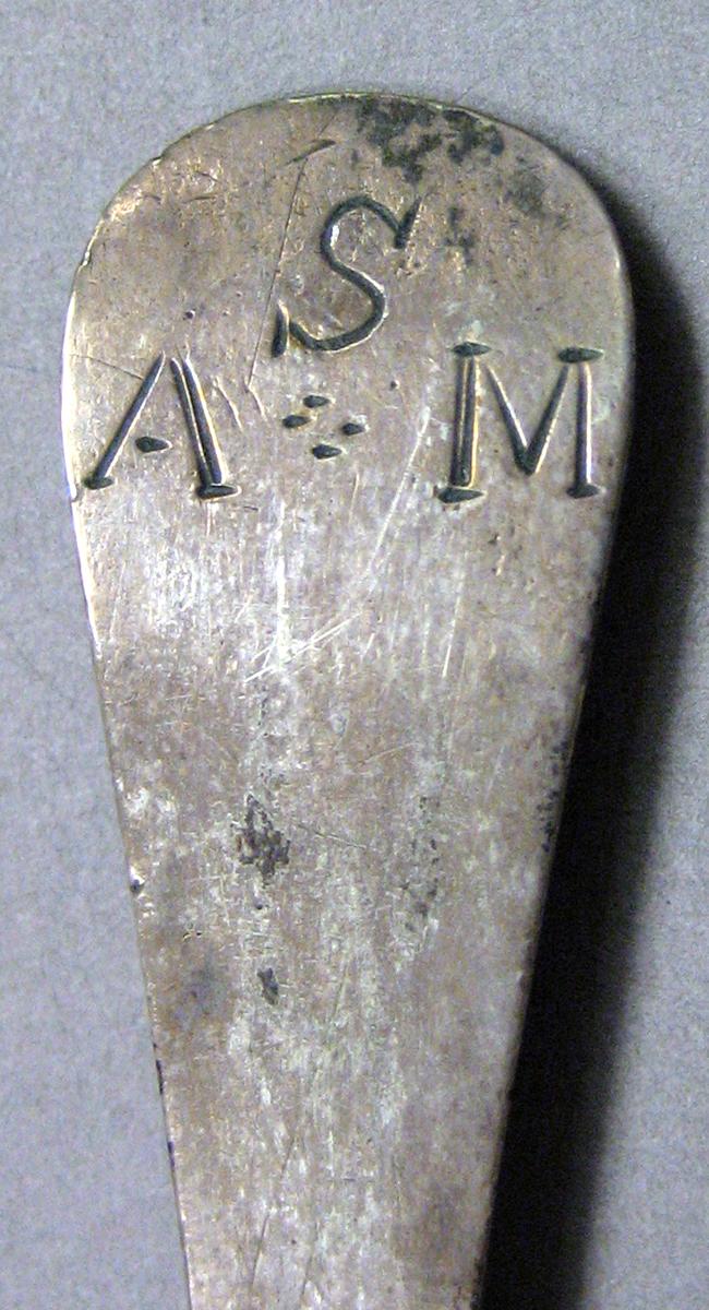 1962.0240.441 Silver Spoon engraving