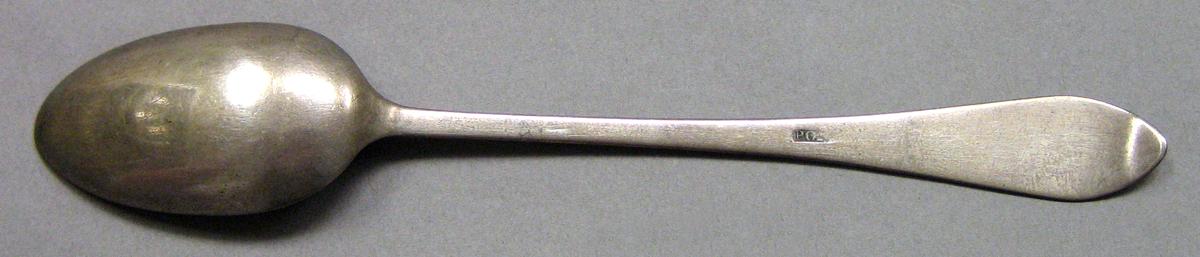 1962.0240.445 Silver Spoon underside