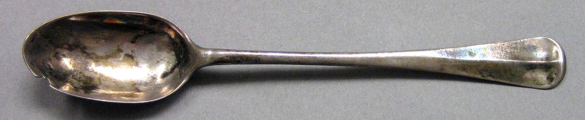 1962.0240.448 Silver Spoon upper surface