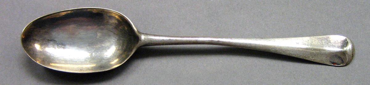 1962.0240.453 Silver Spoon upper surface
