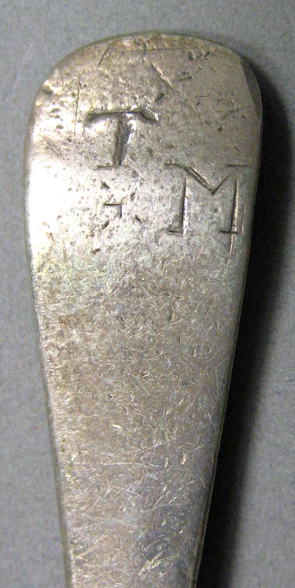 1962.0240.458 Silver Spoon engraving