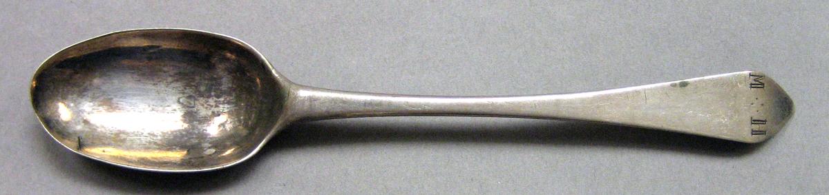 1962.0240.471 Silver Spoon upper surface