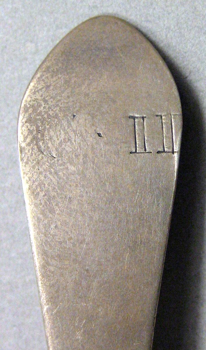 1962.0240.475 Silver Spoon engraving upper surface