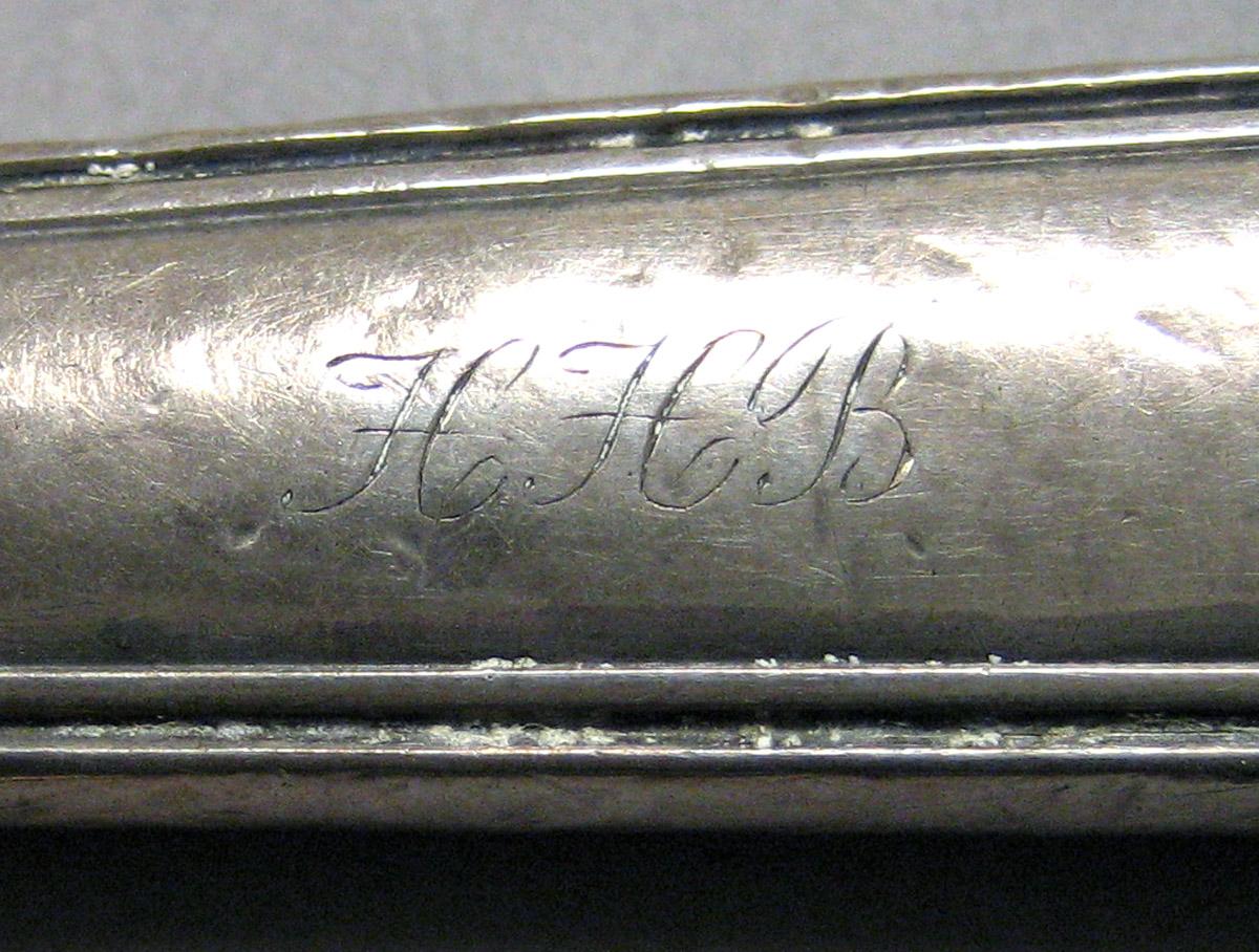 1962.0240.480.001 Silver Knife engraving