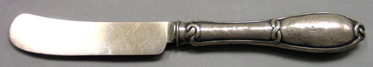 1962.0240.482 Silver Knife upper surface