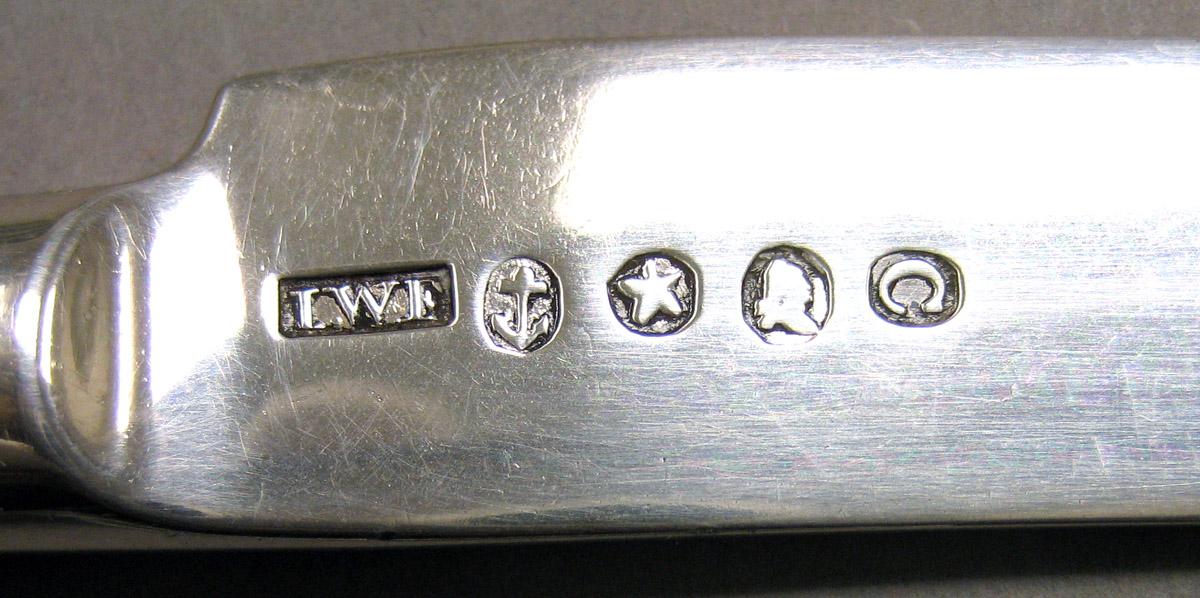 1962.0240.484.001 Silver Knife mark