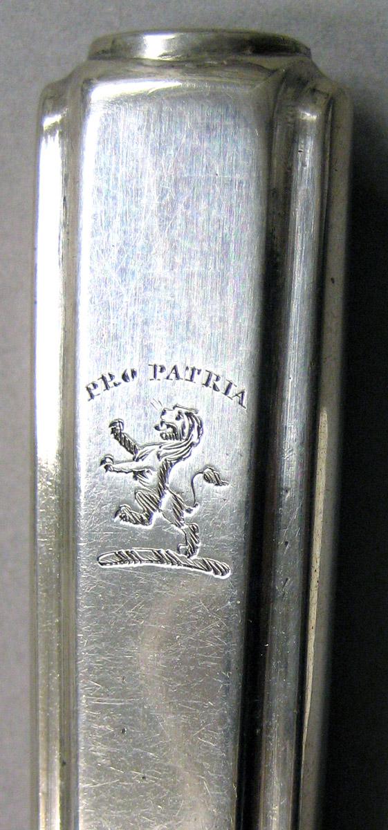 1962.0240.484.002 Silver Knife engraving