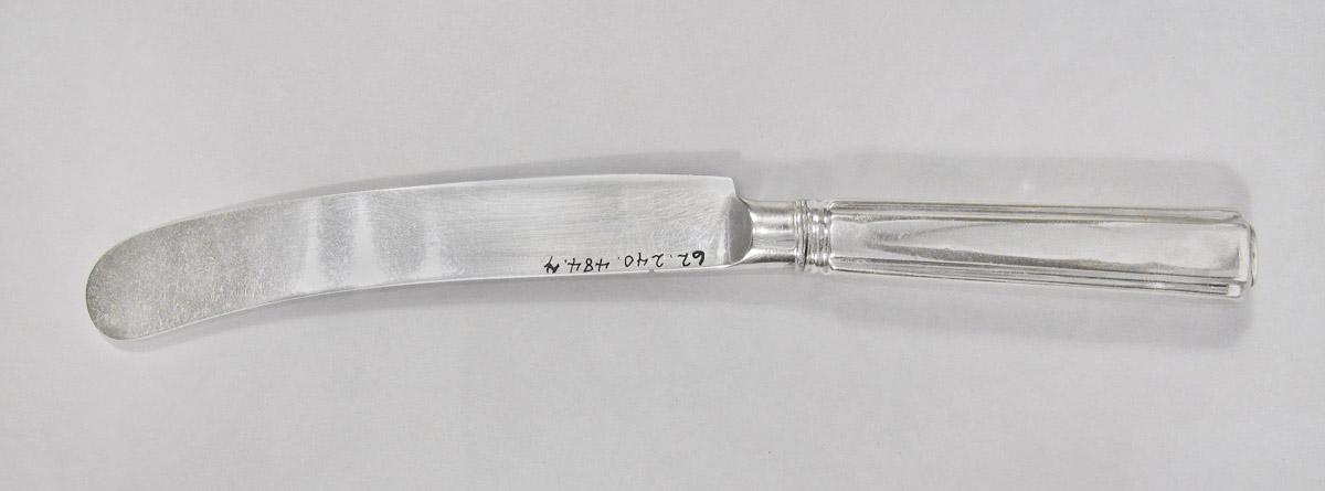 1962.0240.484.004 Knife, underside