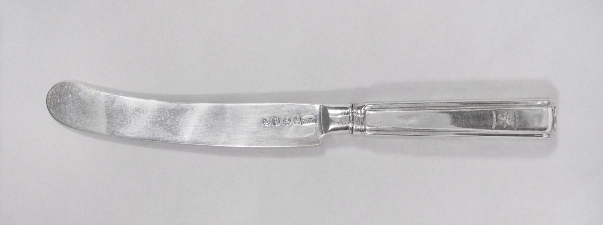 1962.0240.484.005 Knife, upper surface