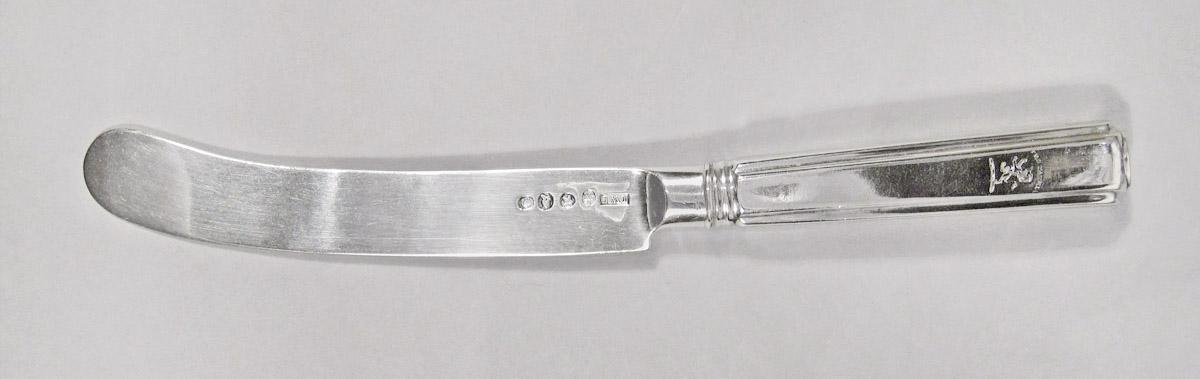 1962.0240.484.007 Knife, upper surface