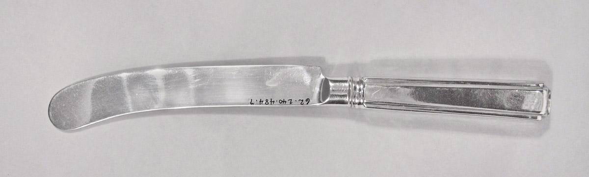 1962.0240.484.007 Knife, underside