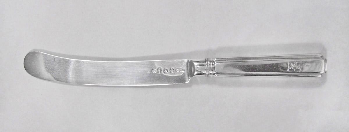 1962.0240.484.012 Knife, upper surface