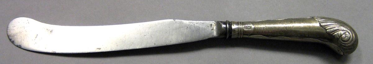 1962.0240.496 Silver Knife upper surface