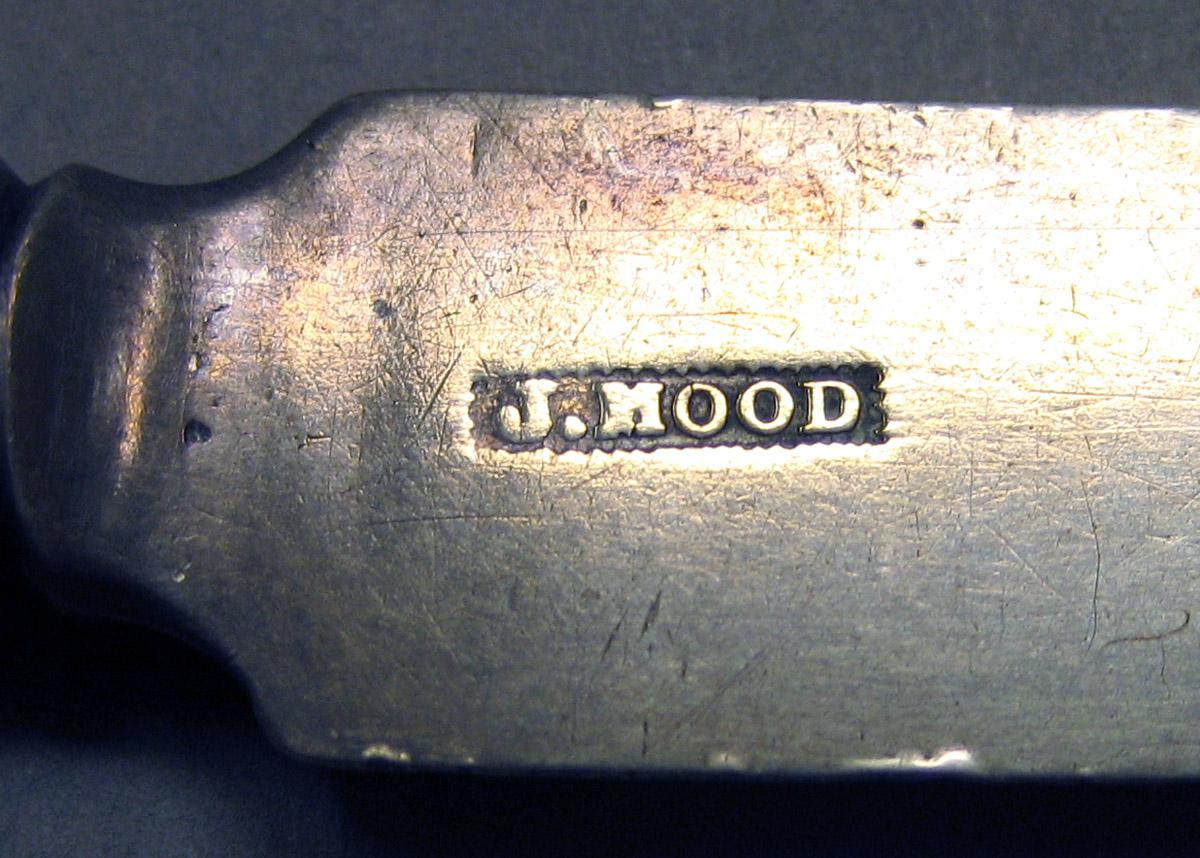 1962.0240.498 Silver Knife mark