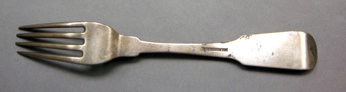 1962.0240.506 Silver fork underside